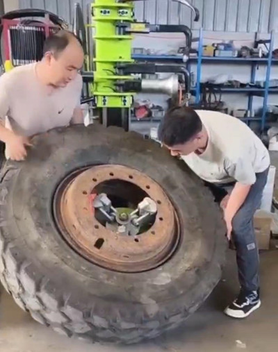 氣動夾胎機